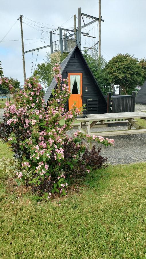 Carrowmena School House & Glamping Hotel Limavady Exterior foto